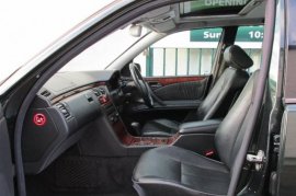 Mercedes-Benz E Class E200 Classic 4dr Auto 2.6