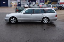 Mercedes-Benz E Class E220 CDI Avantgarde 5dr Auto
