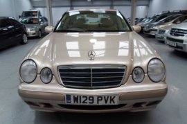 Mercedes-Benz E Class E200 Classic 4dr Auto 2.0