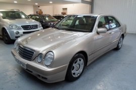 Mercedes-Benz E Class E200 Classic 4dr Auto 2.0