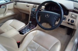 Mercedes-Benz E Class E200 Classic 4dr Auto 2.0