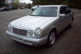 Mercedes-Benz E Class E240 V6 Avantgarde 4dr Auto 