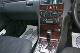 Mercedes-Benz E Class E320 CDi Elegance 5dr Tip Au