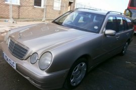 Mercedes-Benz E Class E320 CDi Elegance 5dr Tip Au