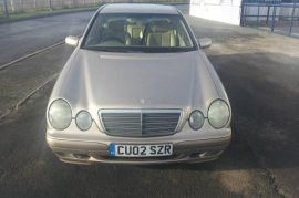 Mercedes-Benz E Class E220 CDi Classic 4dr Auto [5