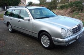 Mercedes-Benz E Class E240 V6 Elegance 5dr Tip Aut