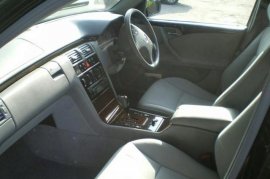 Mercedes-Benz E200 ELEGANCE KOMPRESSOR E200K Elega