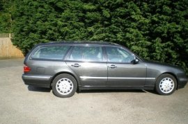 Mercedes-Benz E200 ELEGANCE KOMPRESSOR E200K Elega