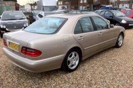 Mercedes-Benz E Class E320 Avantgarde 4dr Tip Auto