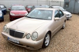 Mercedes-Benz E Class E320 Avantgarde 4dr Tip Auto