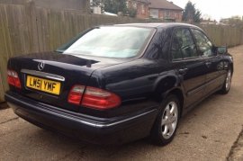 Mercedes-Benz E Class E240 Elegance 4dr Tip Auto [