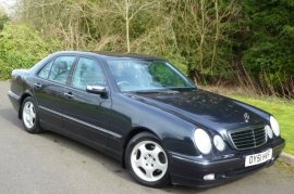 Mercedes-Benz E Class E320 CDi Avantgarde 4dr Tip 