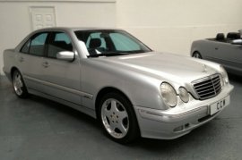 Mercedes-Benz E Class E320 CDi Avantgarde 4dr Tip 