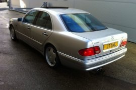Mercedes-Benz E Class 320 TE 5dr 3.2