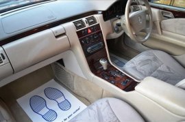 Mercedes-Benz E Class E200  2.0