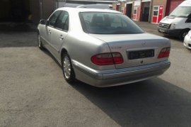 Mercedes-Benz E Class E200 Classic 4dr Auto 2.2