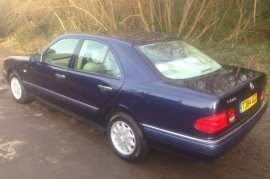 Mercedes-Benz E Class E240  2.4