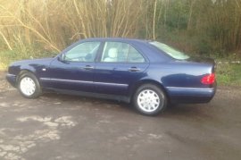 Mercedes-Benz E Class E240  2.4