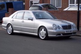 Mercedes-Benz E Class E240  Auto [2.6]