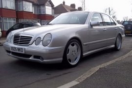 Mercedes-Benz E Class E240  Auto [2.6]