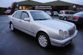 Mercedes-Benz E300 ELEGANCE TD 3.0