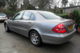 Mercedes-Benz E Class E270  Saloon 2.7