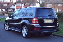 Mercedes-Benz GL  3.0