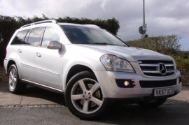 Mercedes-Benz GL Class GL320  3.0