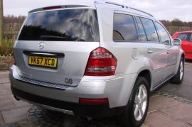Mercedes-Benz GL Class GL320  3.0