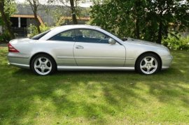 Mercedes-Benz SL Class 500 5.0