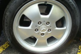 Mercedes-Benz SL Class SL280   2.8