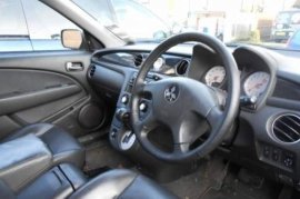 Mitsubishi Outlander   SE 2.4