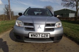 Mitsubishi Outlander 2.4