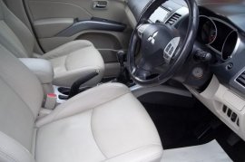 Mitsubishi Outlander 2.0