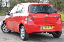 Toyota YARIS 5-DR 1.33 VVT-i TR