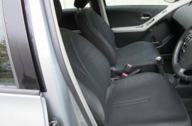 Toyota Yaris 1.3 VVT-i TR