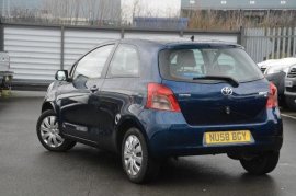 Toyota YARIS 3-DR 1.3 VVT-i T3 3dr
