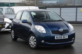 Toyota YARIS 3-DR 1.3 VVT-i T3 3dr