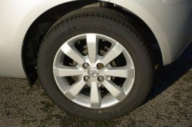 Toyota YARIS 3-DR 1.0 VVT-i T