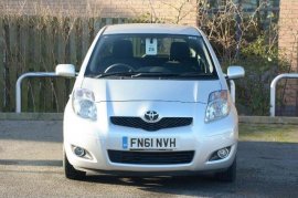 Toyota YARIS 3-DR 1.0 VVT-i T