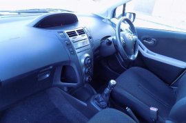 Toyota YARIS 5-DR 1.33 VVT-i