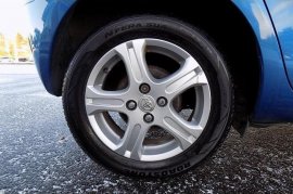 Toyota YARIS 5-DR 1.33 VVT-i