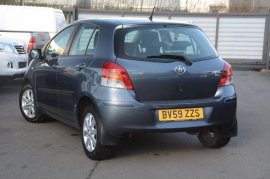 Toyota YARIS 5-DR 1.33 VVT-i T