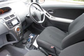 Toyota Yaris 1.33 VVT-i T