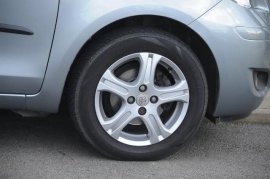 Toyota YARIS 5-DR 1.33 VVT-i TR