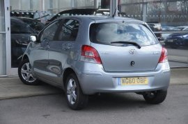 Toyota YARIS 5-DR 1.33 VVT-i TR