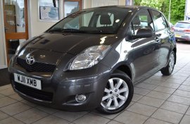 Toyota Yaris T SPIRIT VVT-I