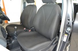 Toyota Yaris T SPIRIT VVT-I