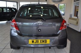 Toyota Yaris T SPIRIT VVT-I