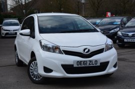 Toyota Yaris Vitz 1.33 CVT